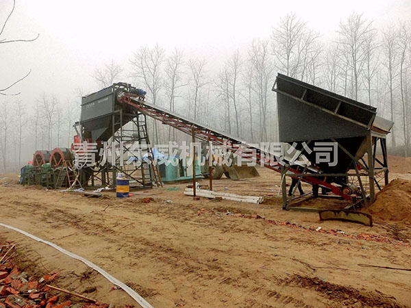 2818型破碎洗砂机